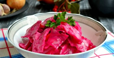 Cabbage marinated with beets and instant carrots