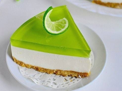 Cheesecake without baking from cottage cheese and sour cream
